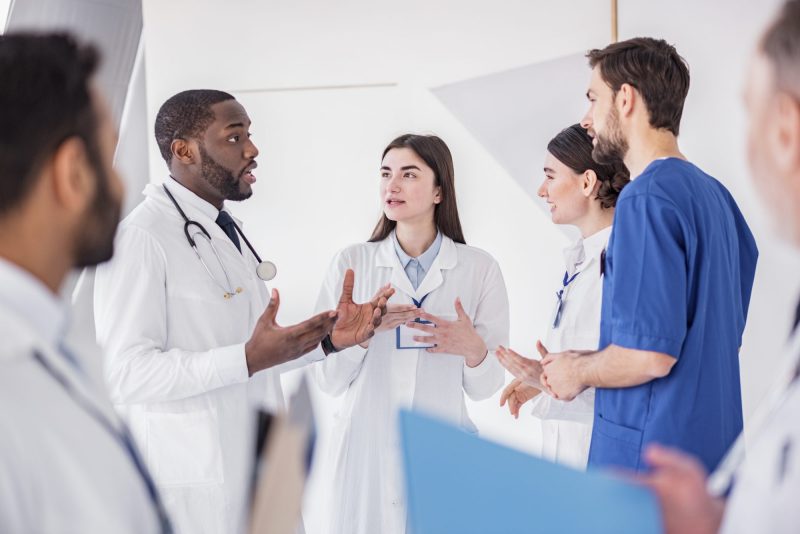 Health Care Worker Job Summaries: Nursing and Nursing Assistants - American  Scholar Group